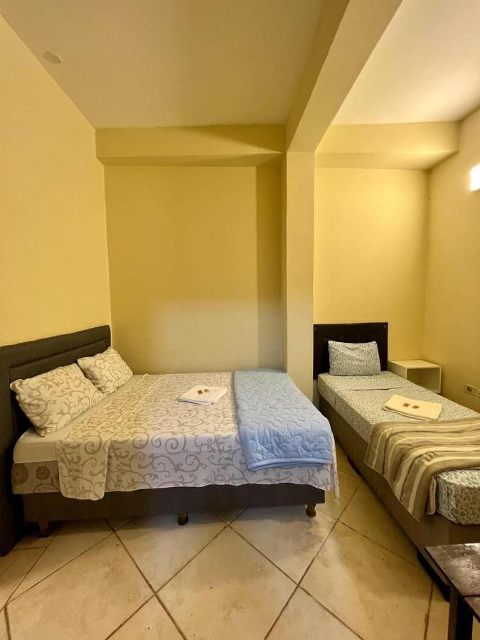 Hotel Catedral Ciudad del Este Buitenkant foto